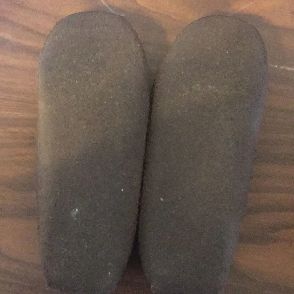Cabelas leather moccasins